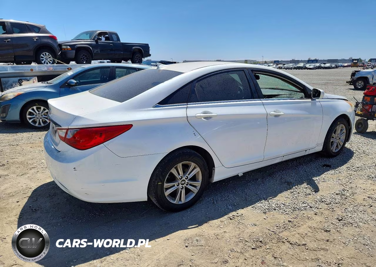 2013 Hyundai Sonata Gls VIN:5NPEB4AC5DH710472 - 3