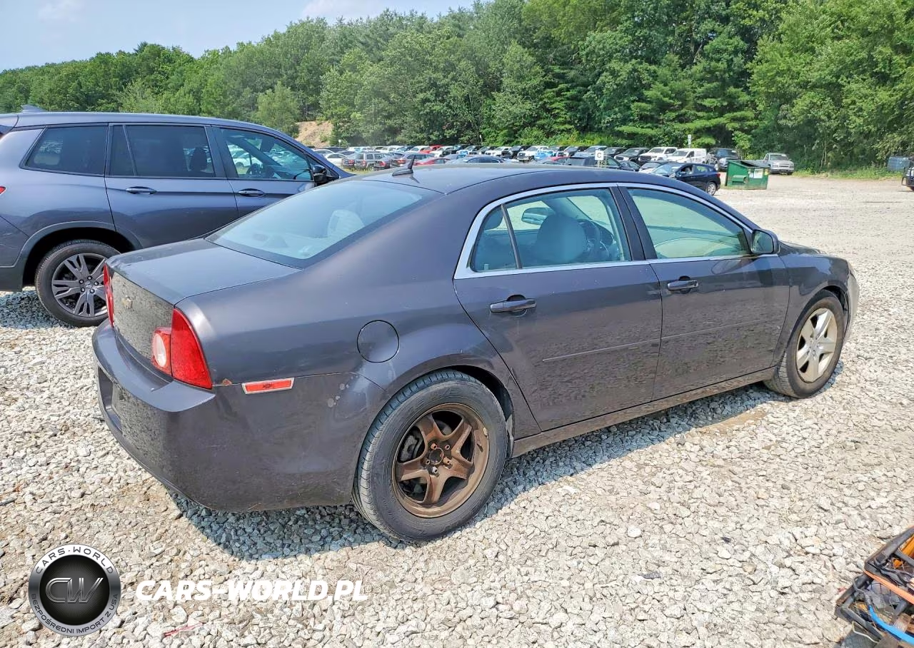 2011 Chevrolet Malibu Ls VIN:1G1ZB5E1XBF251648 - 3