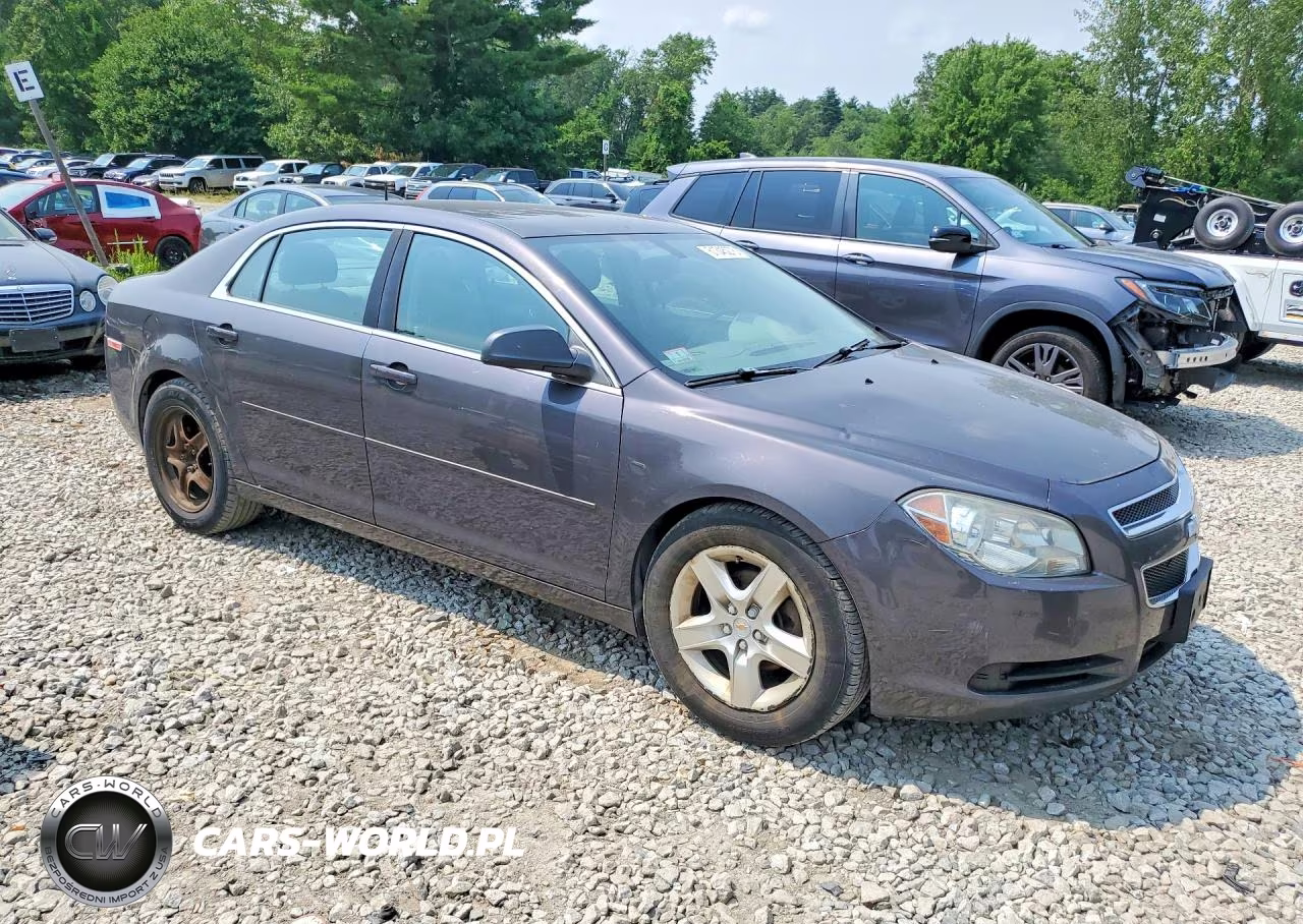 2011 Chevrolet Malibu Ls VIN:1G1ZB5E1XBF251648 - 4