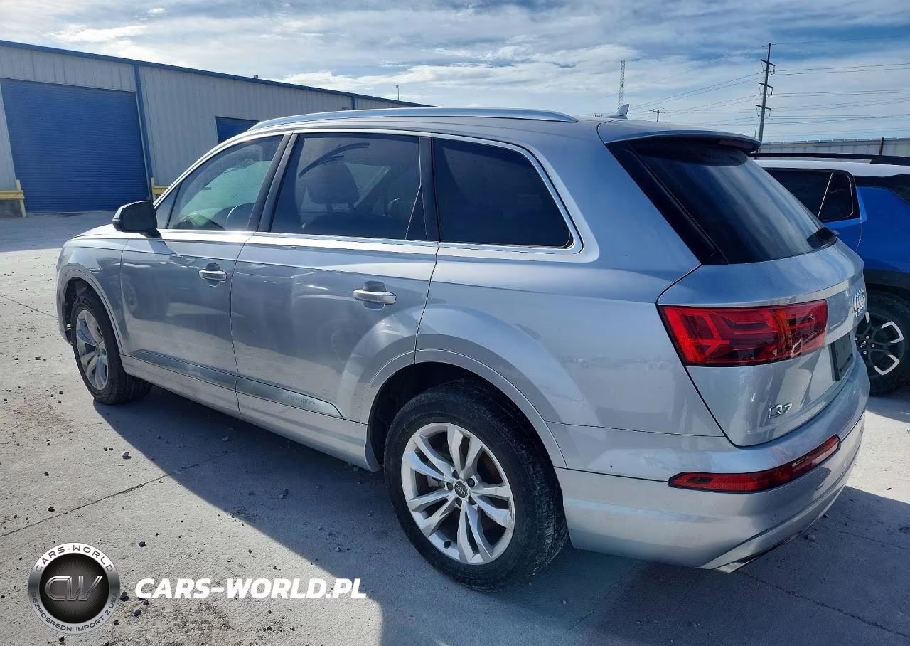 2019 Audi Q7 Premium VIN:WA1AAAF73KD013939 - 2