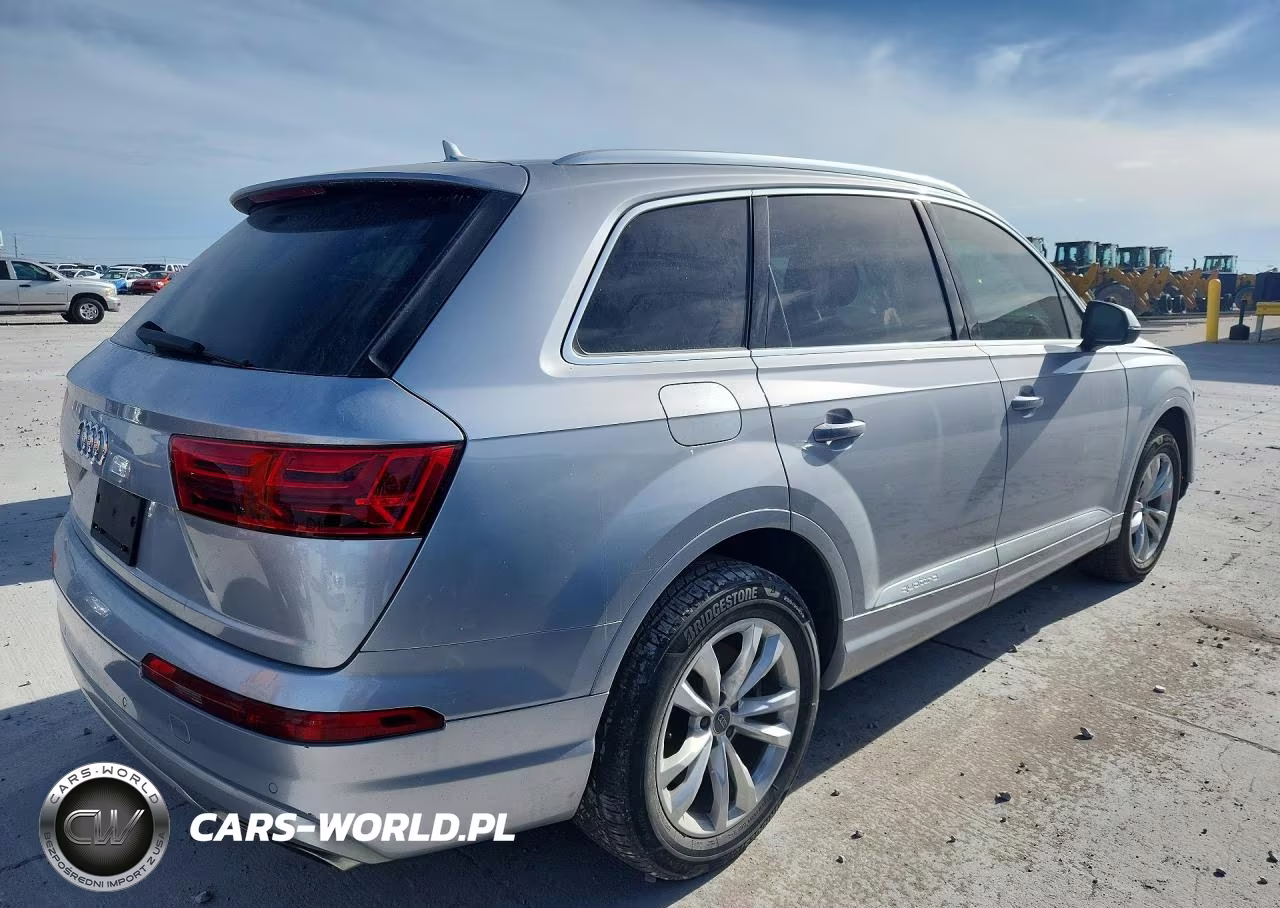 2019 Audi Q7 Premium VIN:WA1AAAF73KD013939 - 3