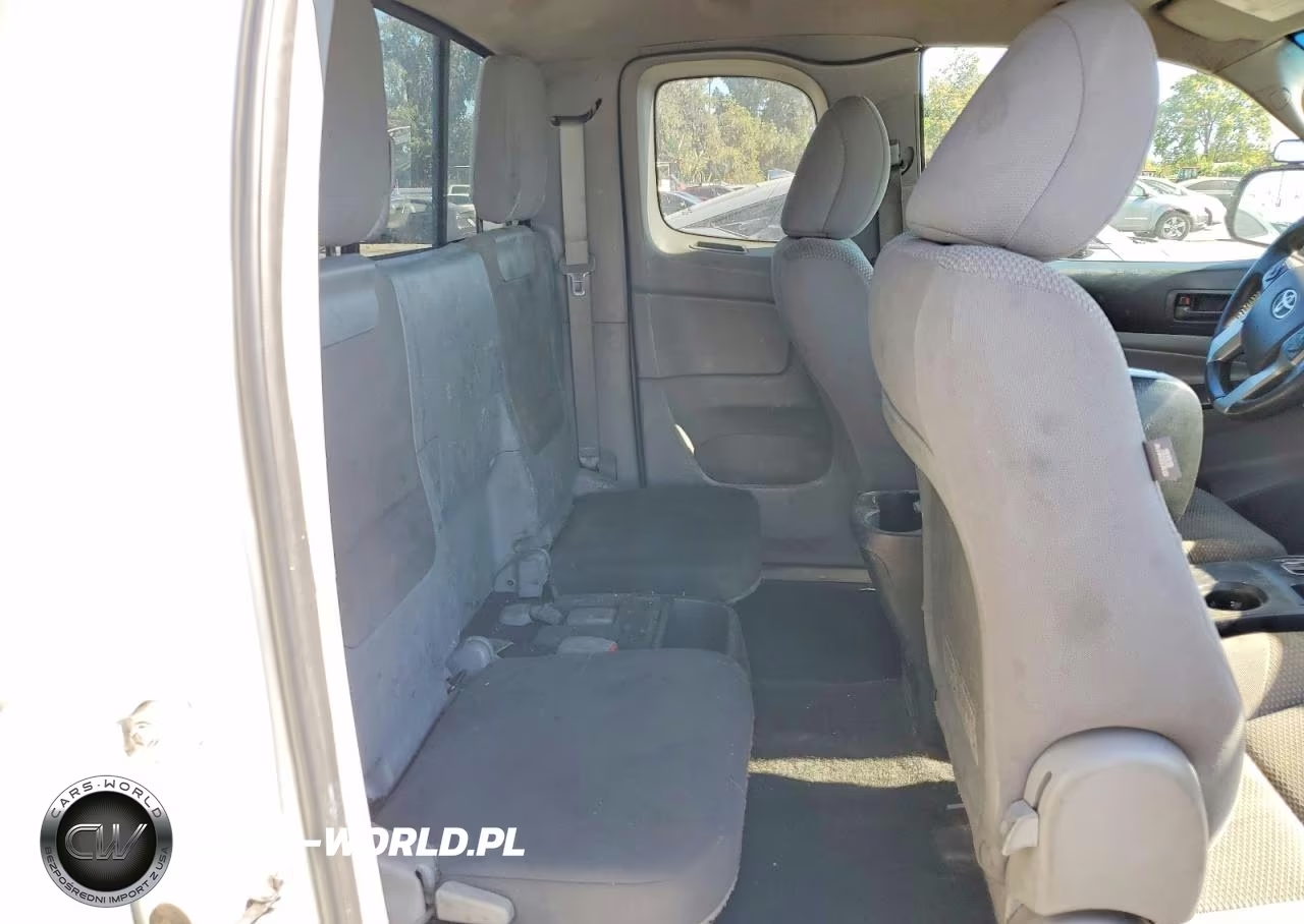 2015 Toyota Tacoma Base VIN:5TFTX4CN9FX049964 - 10