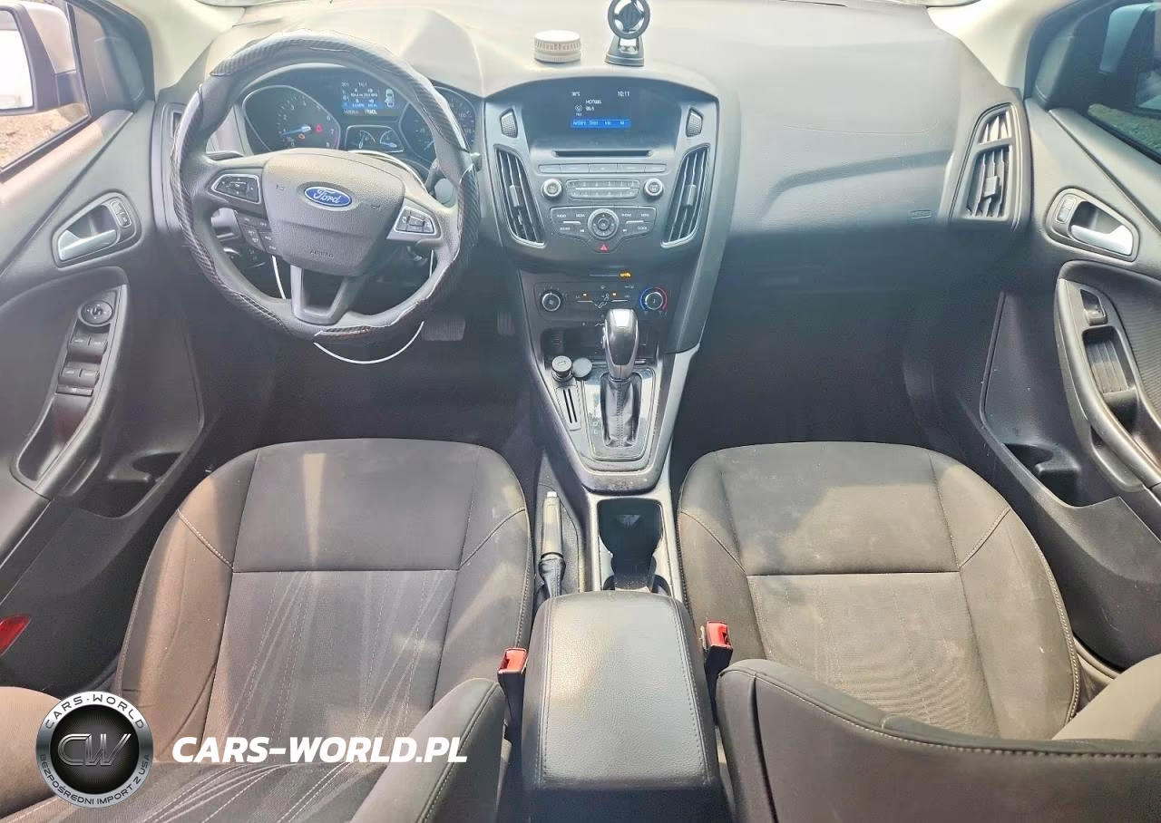 2015 Ford Focus Se VIN:1FADP3F26FL202121 - 8