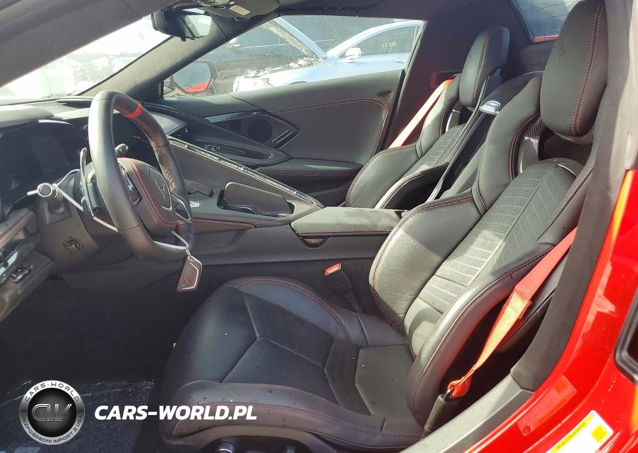 2025 Chevrolet Corvette Stingray 3Lt VIN:1G1YC3D47S5112737 - 7