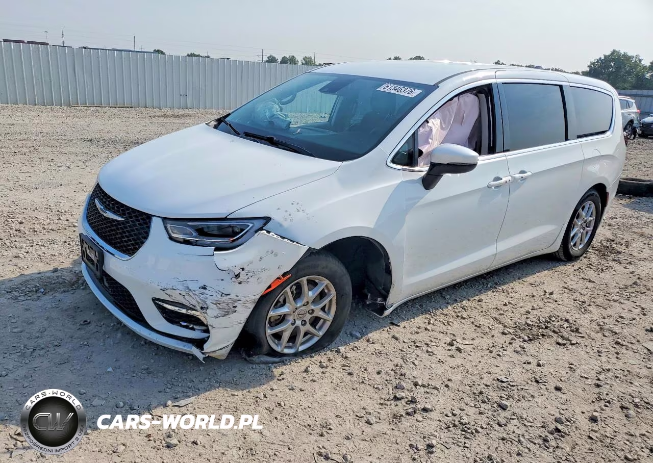 2023 Chrysler Pacifica Touring L VIN:2C4RC1BG2PR524510 - 1