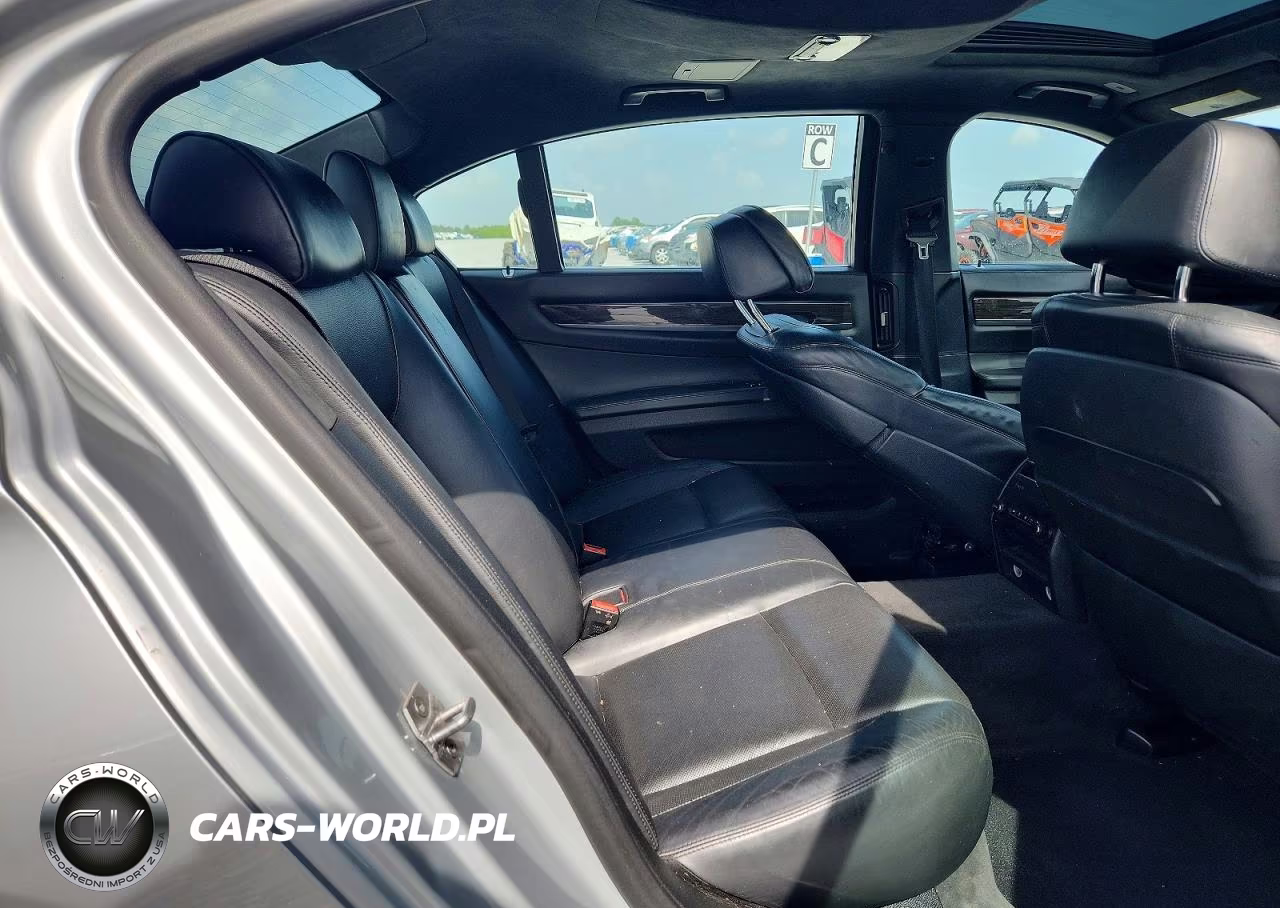 2015 BMW 750 Li VIN:WBAYE8C59FD781884 - 10