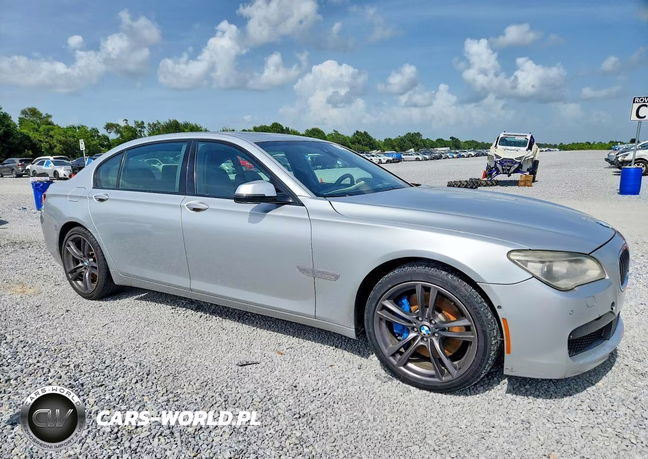 2015 BMW 750 Li VIN:WBAYE8C59FD781884 - 4