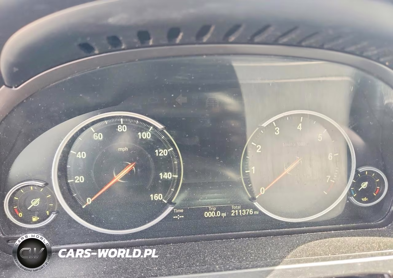 2015 BMW 750 Li VIN:WBAYE8C59FD781884 - 9