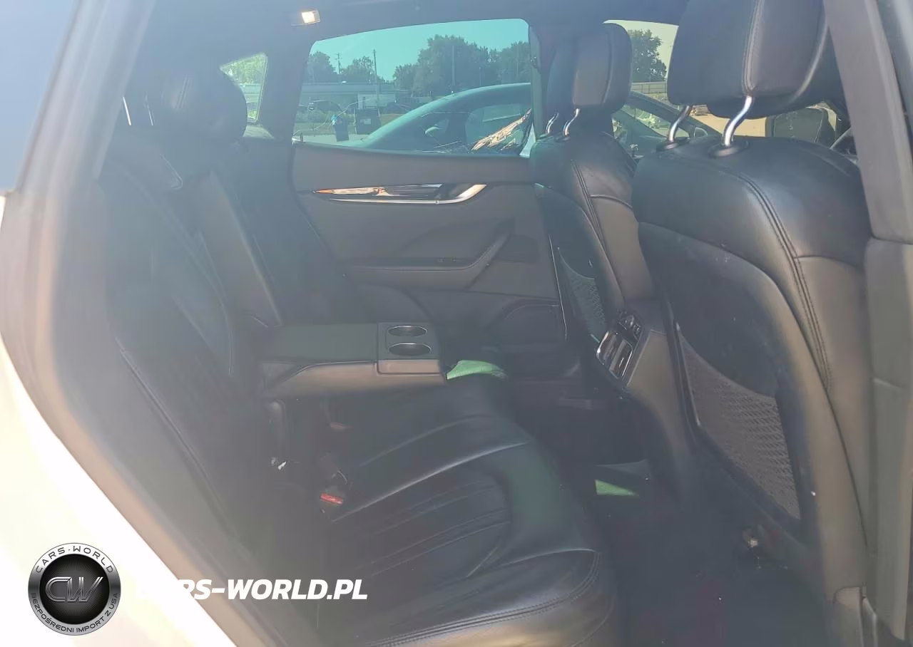 2017 Maserati Levante VIN:ZN661XUA9HX257839 - 10