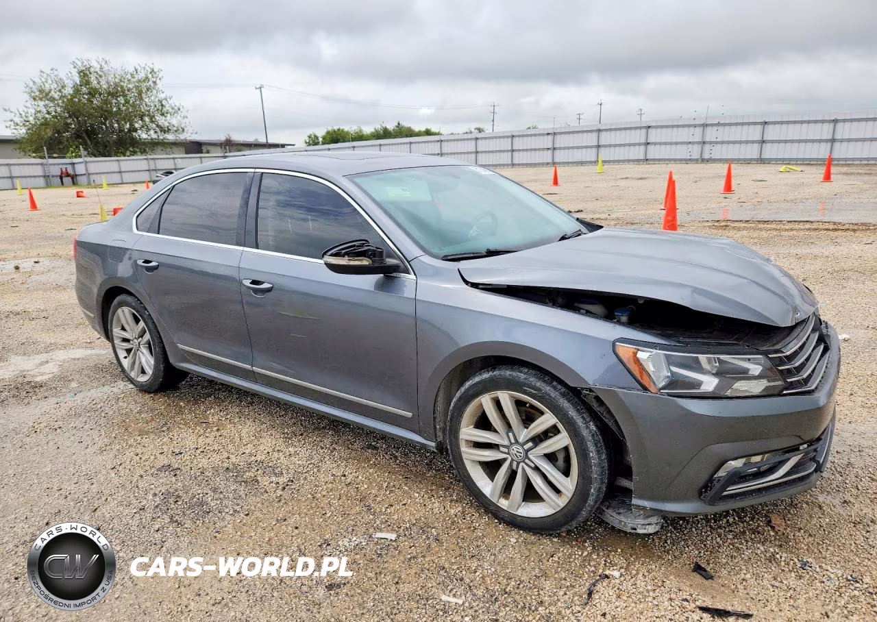 2016 Volkswagen Passat Sel VIN:1VWCT7A36GC046458 - 4
