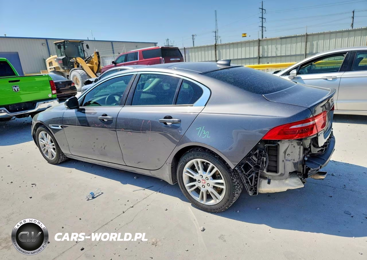 2017 Jaguar Xe Premium VIN:SAJAD4BG5HA961064 - 2