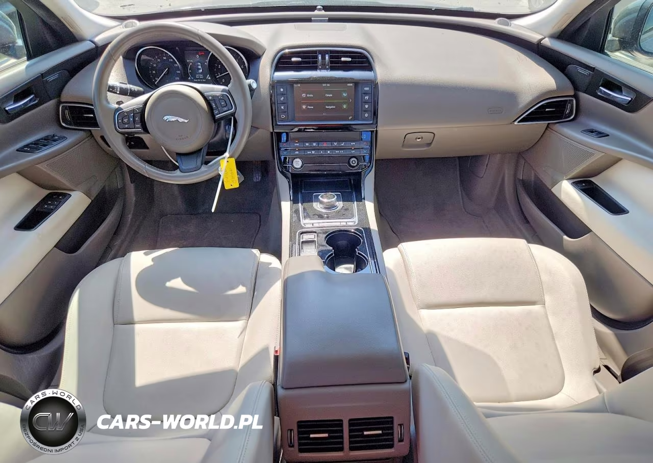 2017 Jaguar Xe Premium VIN:SAJAD4BG5HA961064 - 8
