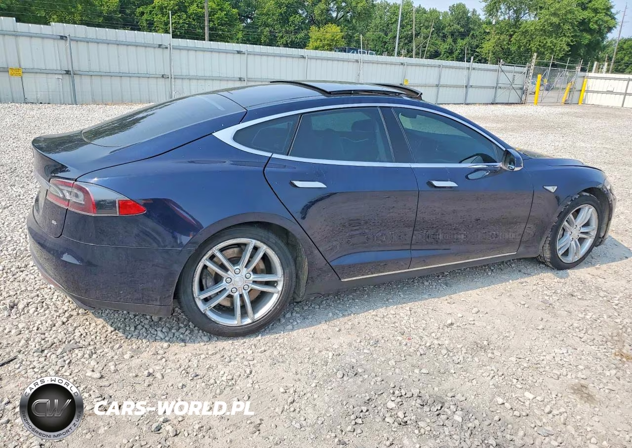 2014 Tesla Model S VIN:5YJSA1H16EFP46759 - 3