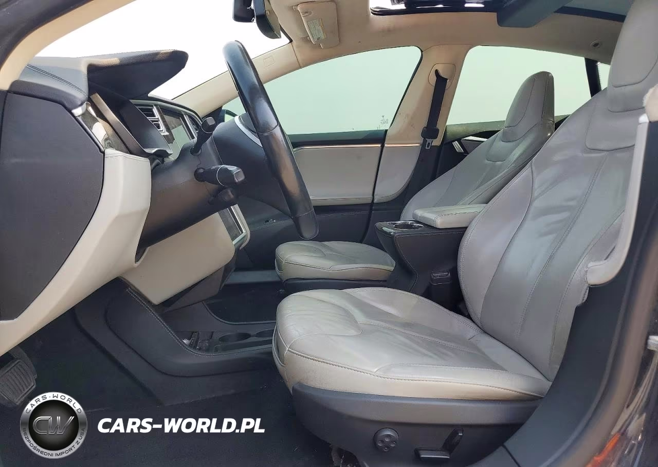 2014 Tesla Model S VIN:5YJSA1H16EFP46759 - 7