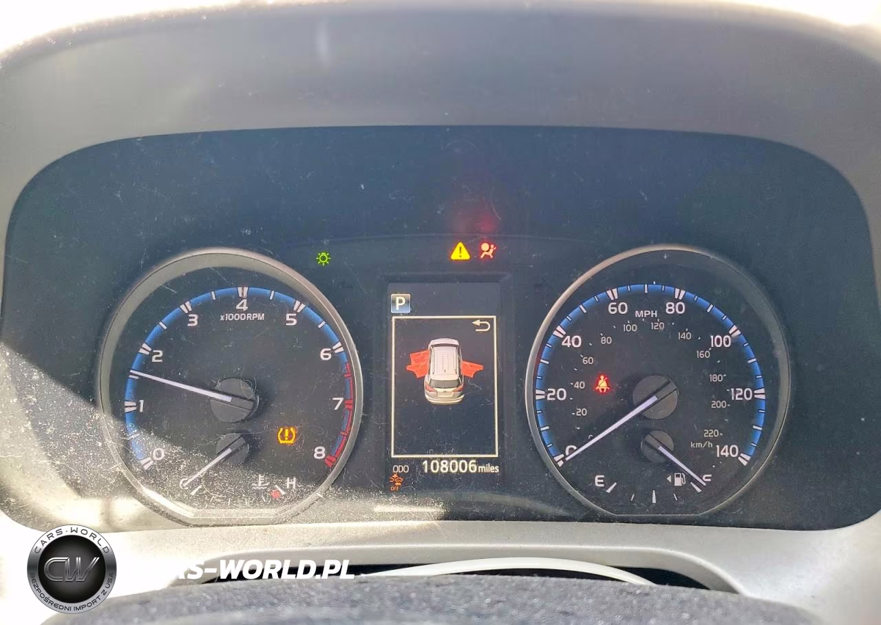 2018 Toyota Rav4 Xle VIN:2T3RFREV9JW748158 - 9