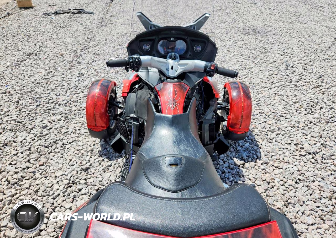 2012 Can-Am Spyder Roadster Rts VIN:2BXJBHC1XCV000803 - 6