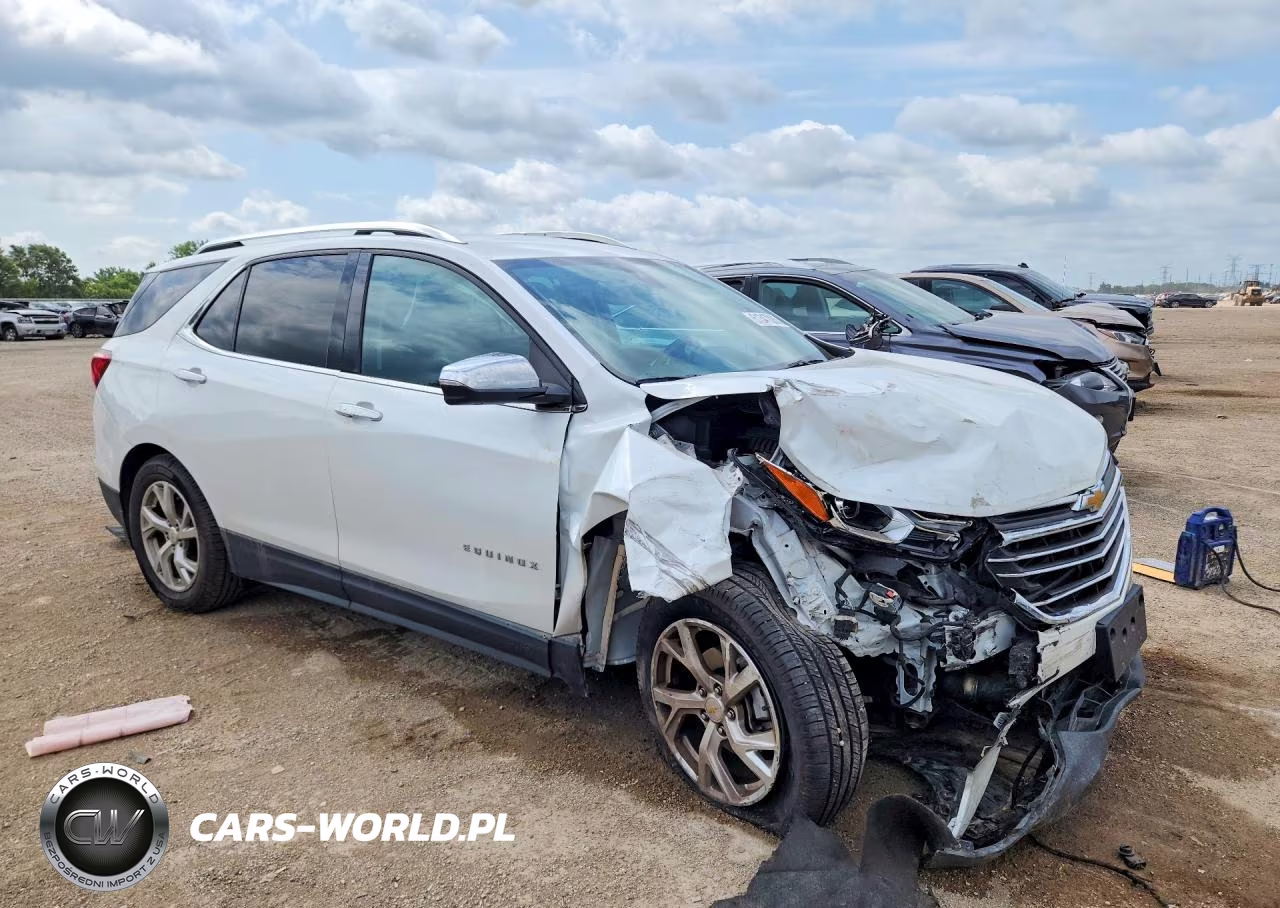 2018 Chevrolet Equinox Premier VIN:2GNAXVEV1J6185810 - 4