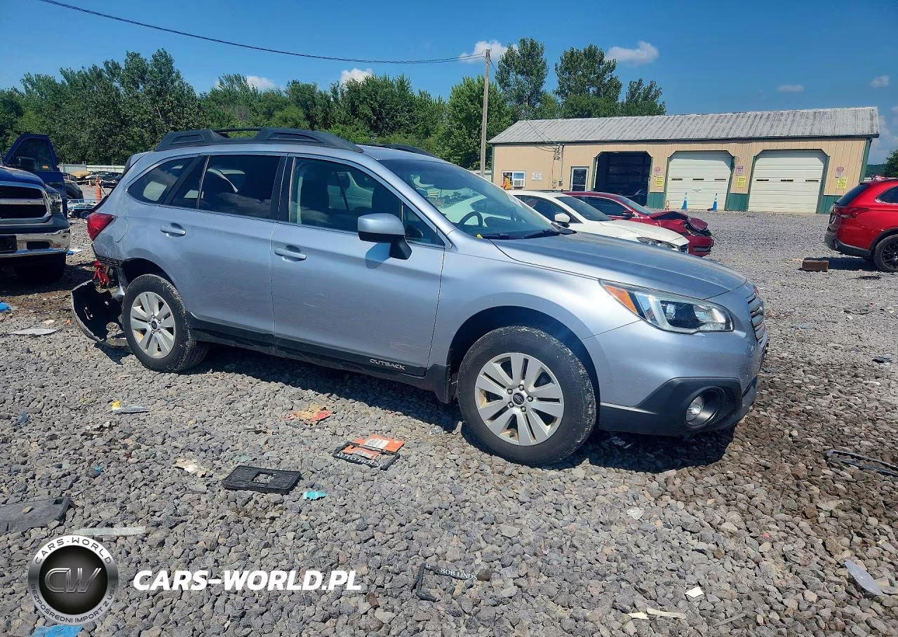 2015 Subaru Outback 2.5I Premium VIN:4S4BSBDC5F3240442 - 4