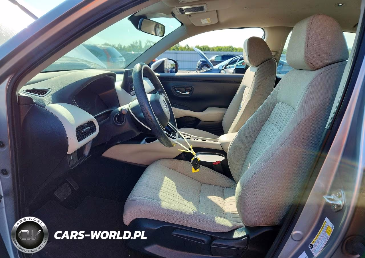 2024 Honda Hr-V Lx VIN:3CZRZ2H30RM783963 - 7