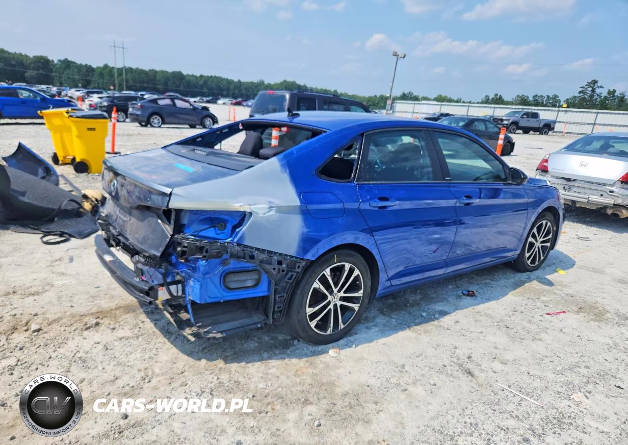 2024 Volkswagen Jetta Sport VIN:3VWAM7BU7RM003065 - 3
