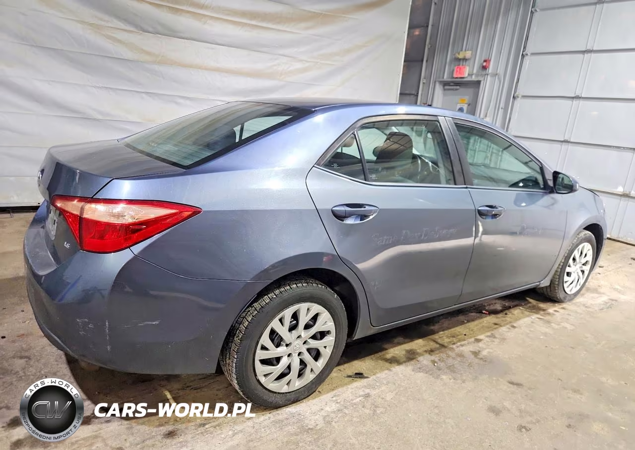 2019 Toyota Corolla Le VIN:5YFBURHE4KP940506 - 3