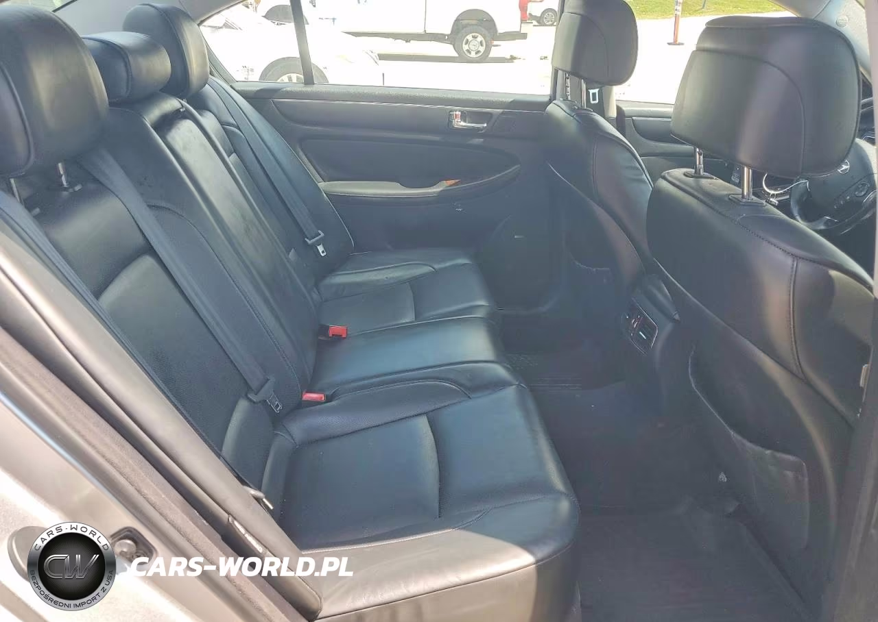 2010 Hyundai Genesis 3.8L VIN:KMHGC4DE5AU085801 - 10