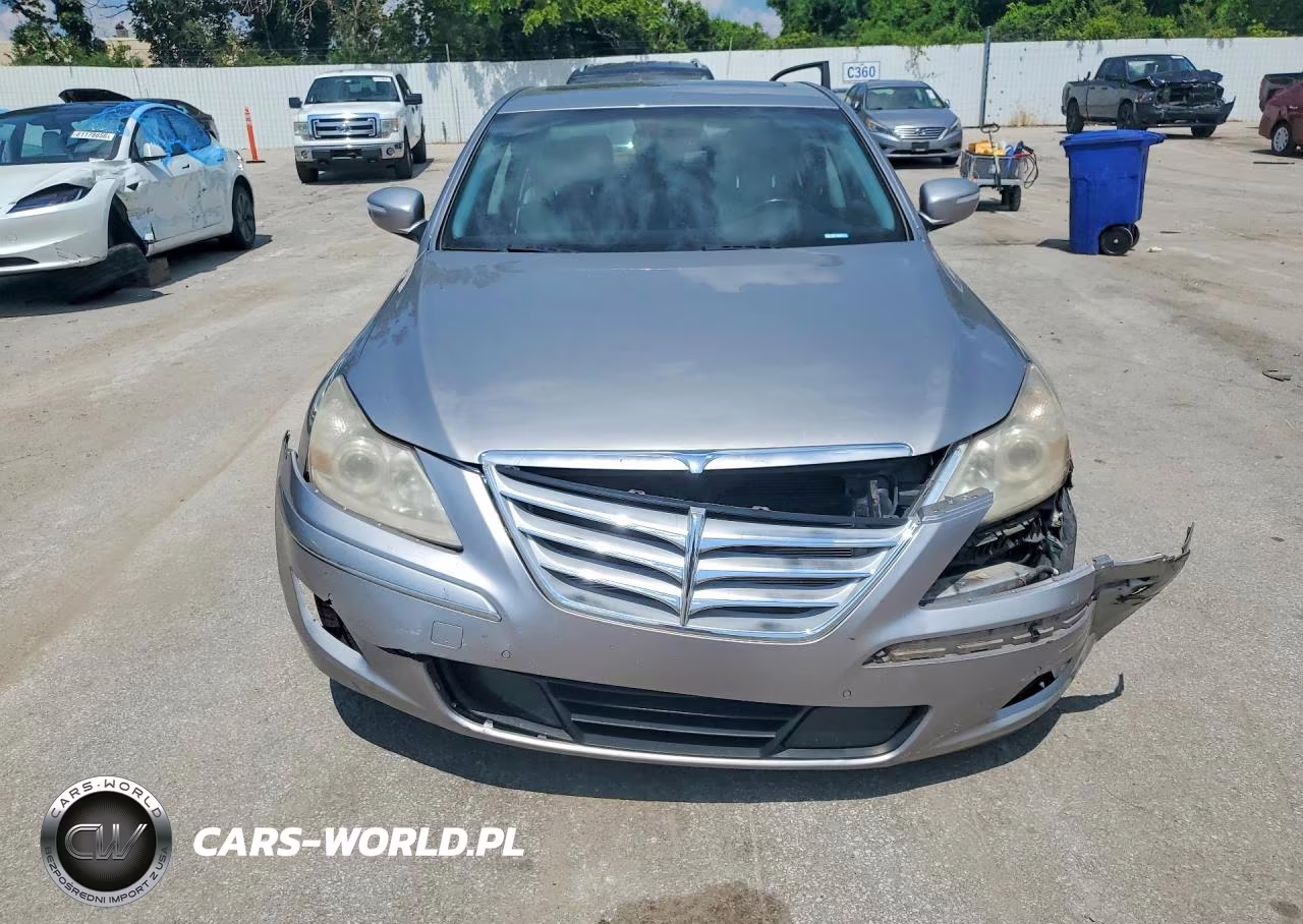 2010 Hyundai Genesis 3.8L VIN:KMHGC4DE5AU085801 - 5