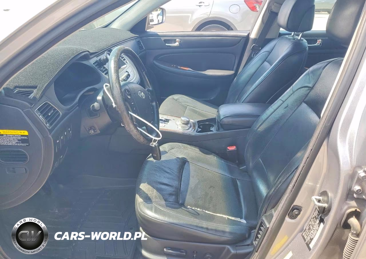 2010 Hyundai Genesis 3.8L VIN:KMHGC4DE5AU085801 - 7