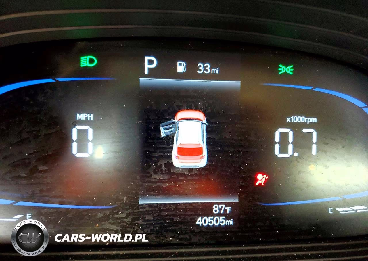 2025 Hyundai Venue Sel VIN:KMHRC8A33SU353877 - 9