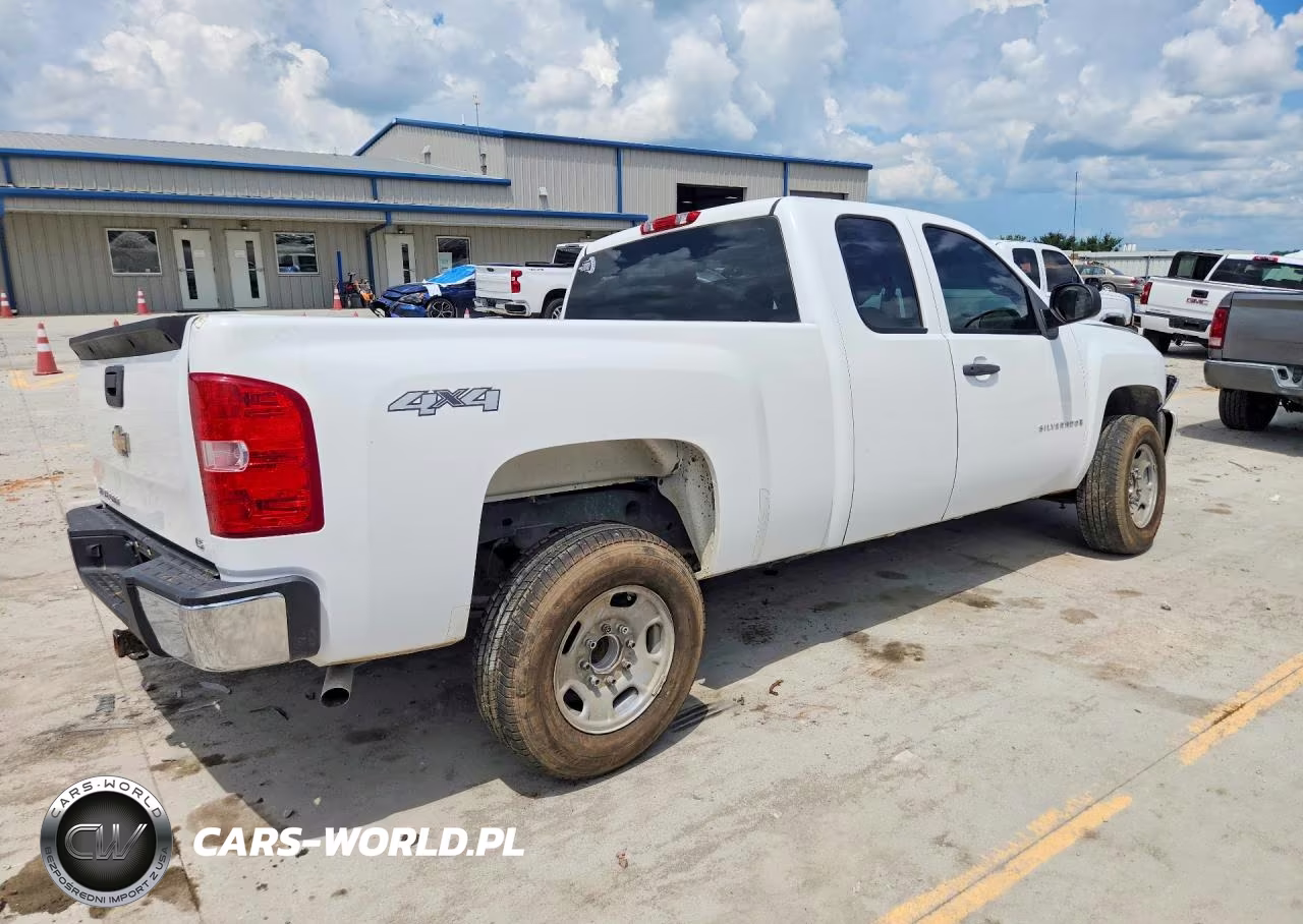 2009 Chevrolet Silverado K1500 VIN:1GCEK19C69Z152599 - 3