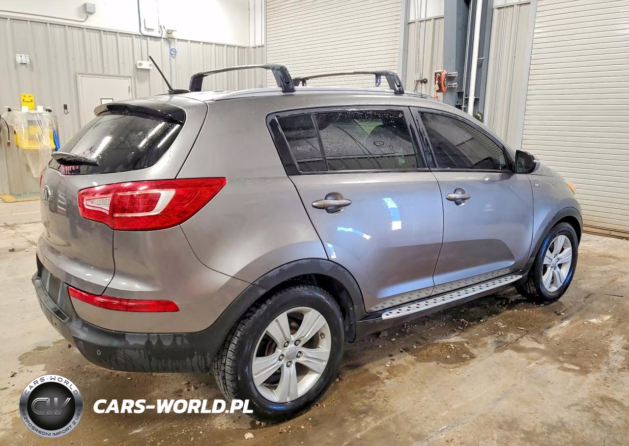 2013 Kia Sportage Lx VIN:KNDPBCA22D7401797 - 3