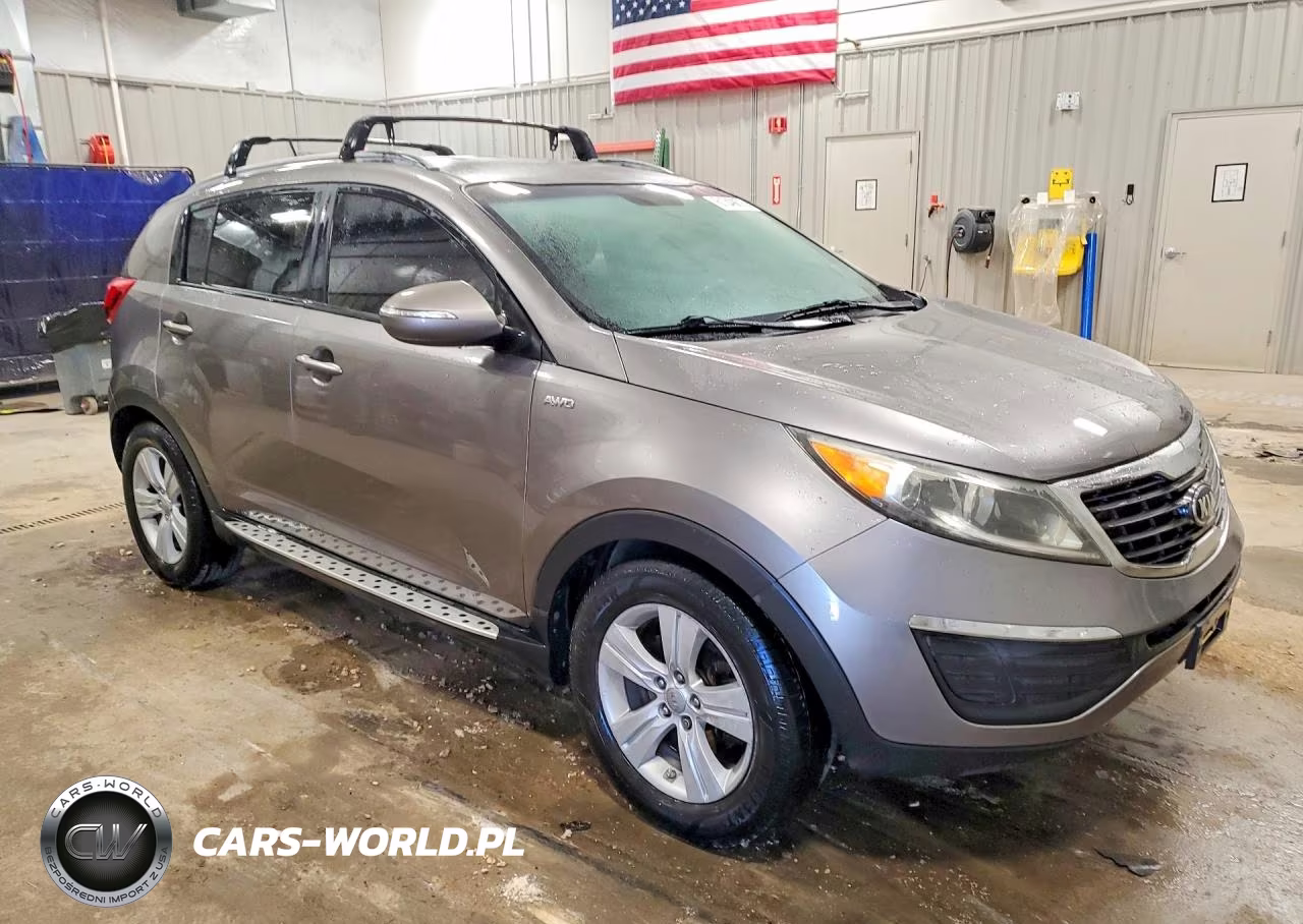 2013 Kia Sportage Lx VIN:KNDPBCA22D7401797 - 4
