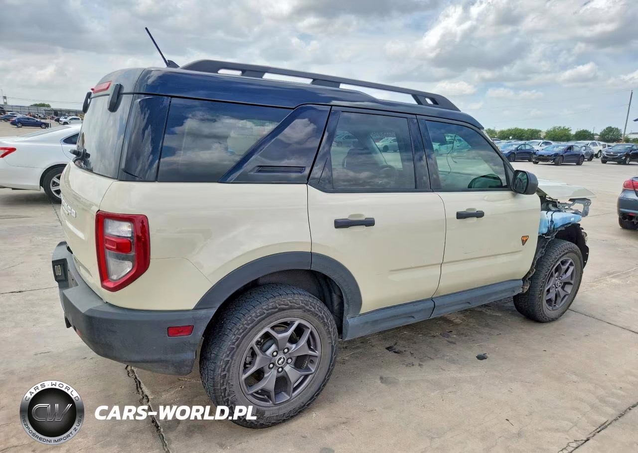 2024 Ford Bronco Sport Badlands VIN:3FMCR9D97RRF10175 - 3