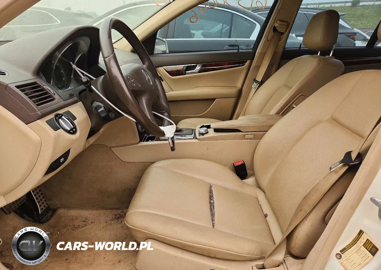 2010 Mercedes-Benz C 300 4Matic VIN:WDDGF8BB4AR106206 - 7