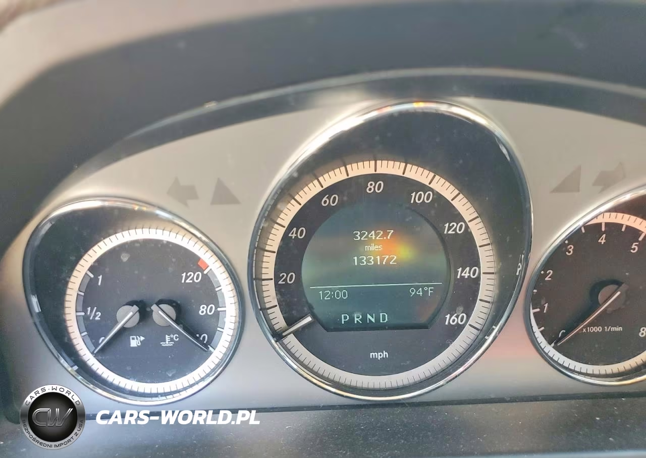 2010 Mercedes-Benz C 300 4Matic VIN:WDDGF8BB4AR106206 - 9