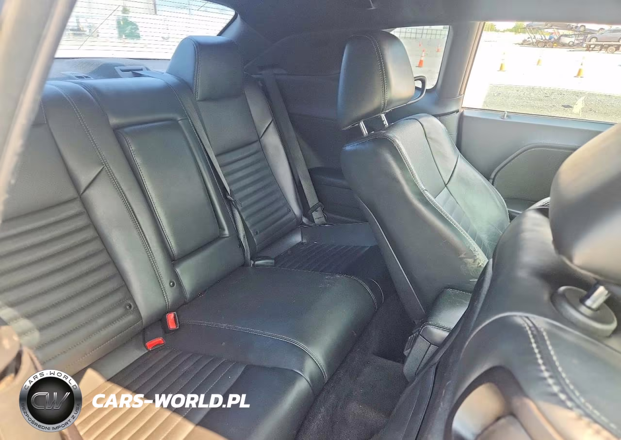 2013 Dodge Challenger Sxt VIN:2C3CDYAG0DH573885 - 10