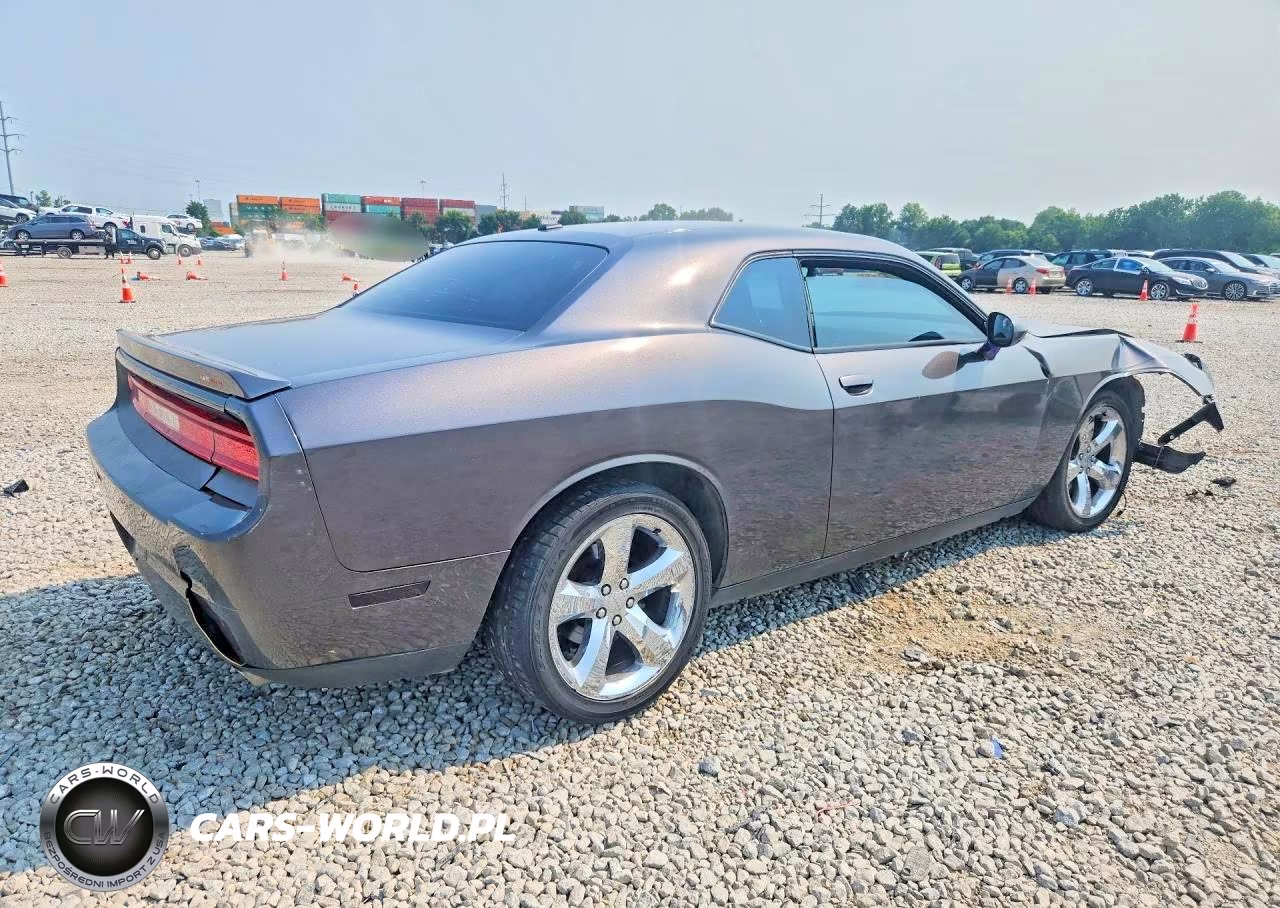 2013 Dodge Challenger Sxt VIN:2C3CDYAG0DH573885 - 3