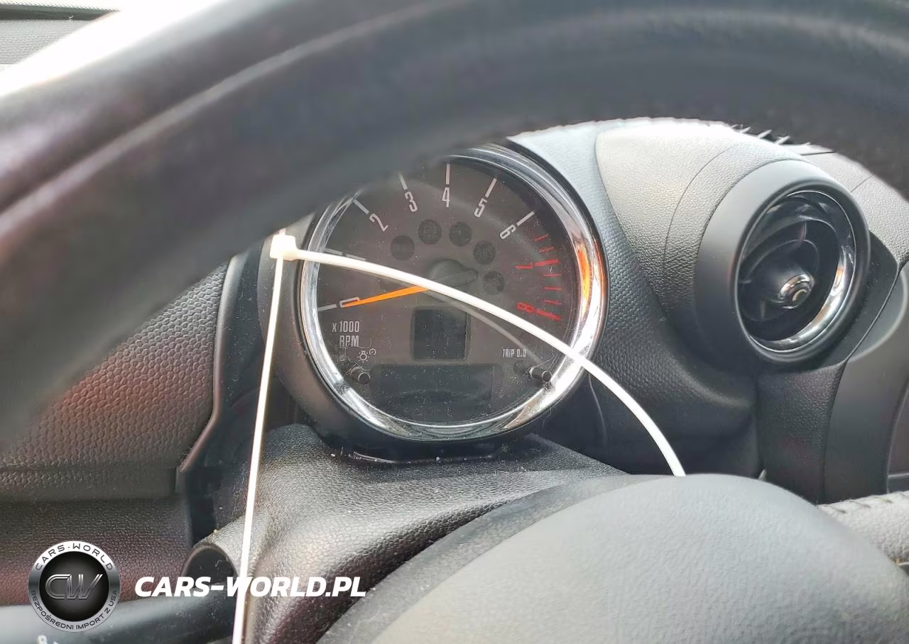 2015 Mini Cooper Paceman VIN:WMWSS1C54FWN95020 - 9