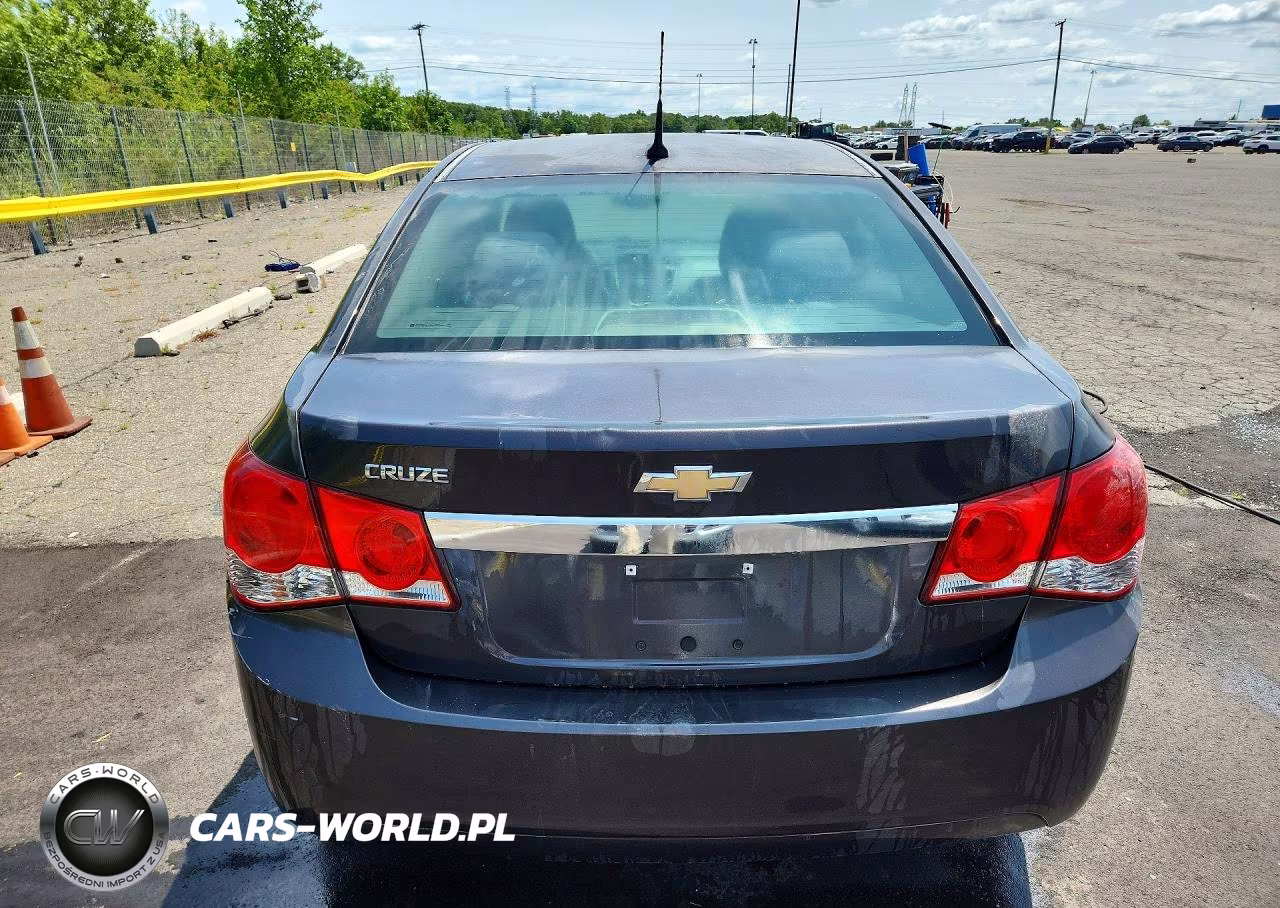2014 Chevrolet Cruze Ls VIN:1G1PA5SH7E7109316 - 6
