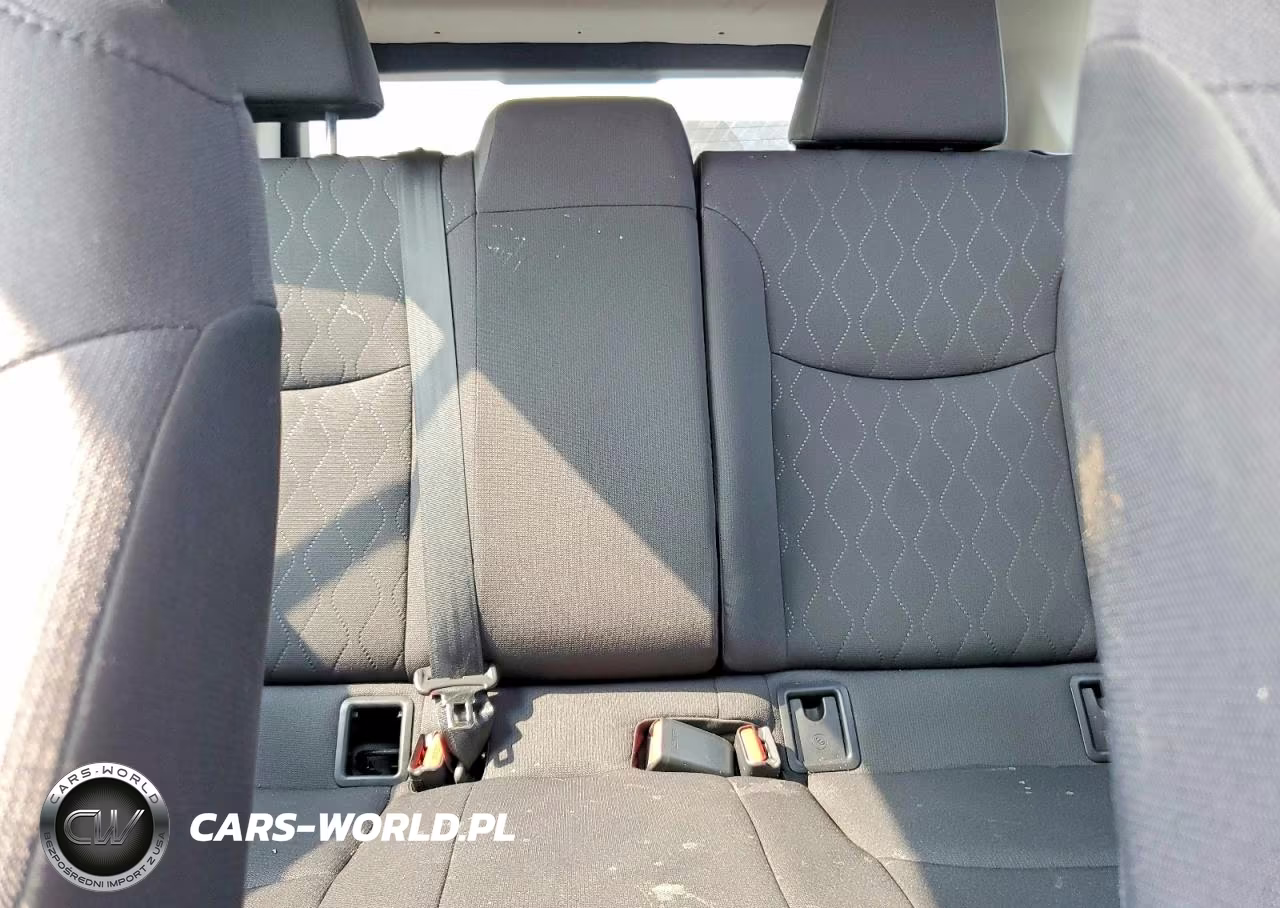 2023 Toyota Corolla Cross Le VIN:7MUCAAAG8PV065431 - 10