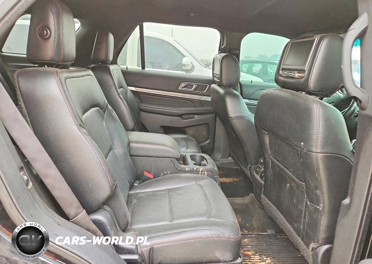 2016 Ford Explorer Sport VIN:1FM5K8GT3GGA84584 - 11