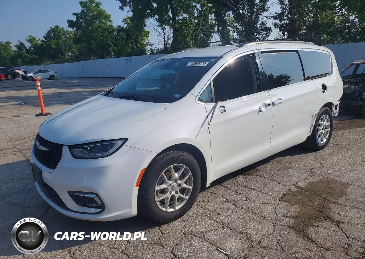 2022 Chrysler Pacifica Touring L VIN:2C4RC1BG6NR146897 - 1