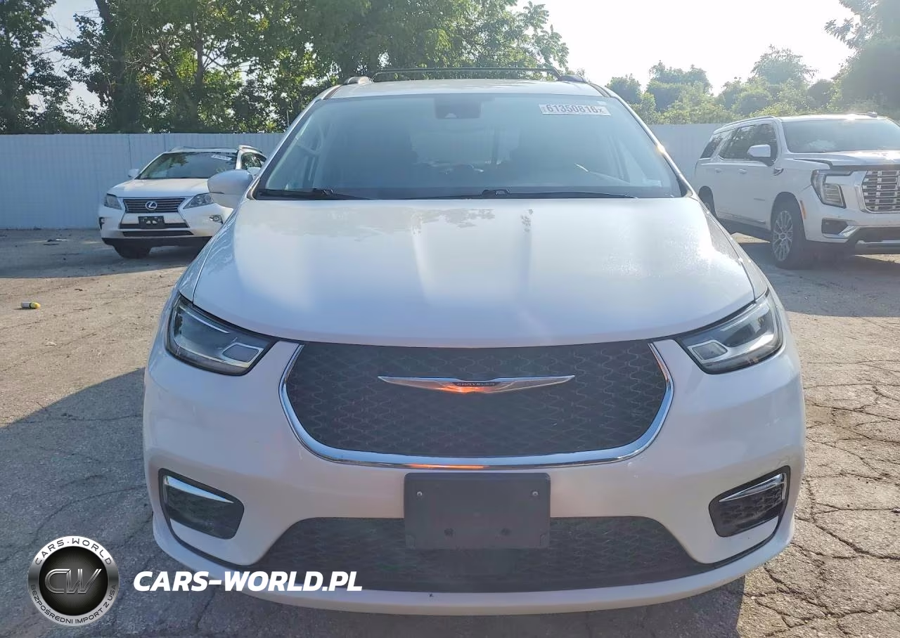 2022 Chrysler Pacifica Touring L VIN:2C4RC1BG6NR146897 - 5