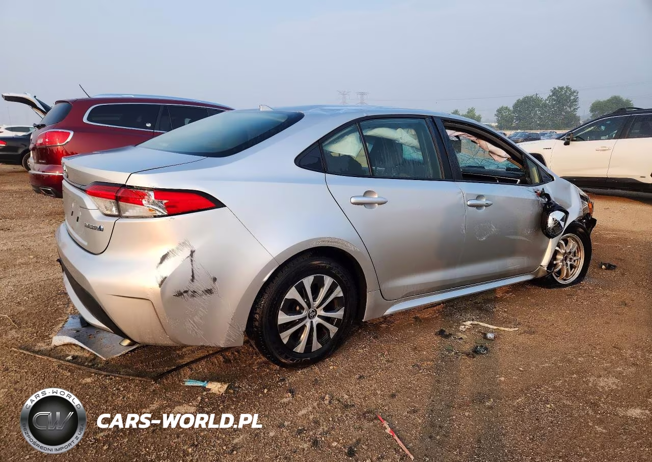 2020 Toyota Corolla Le VIN:JTDEBRBE4LJ009022 - 3