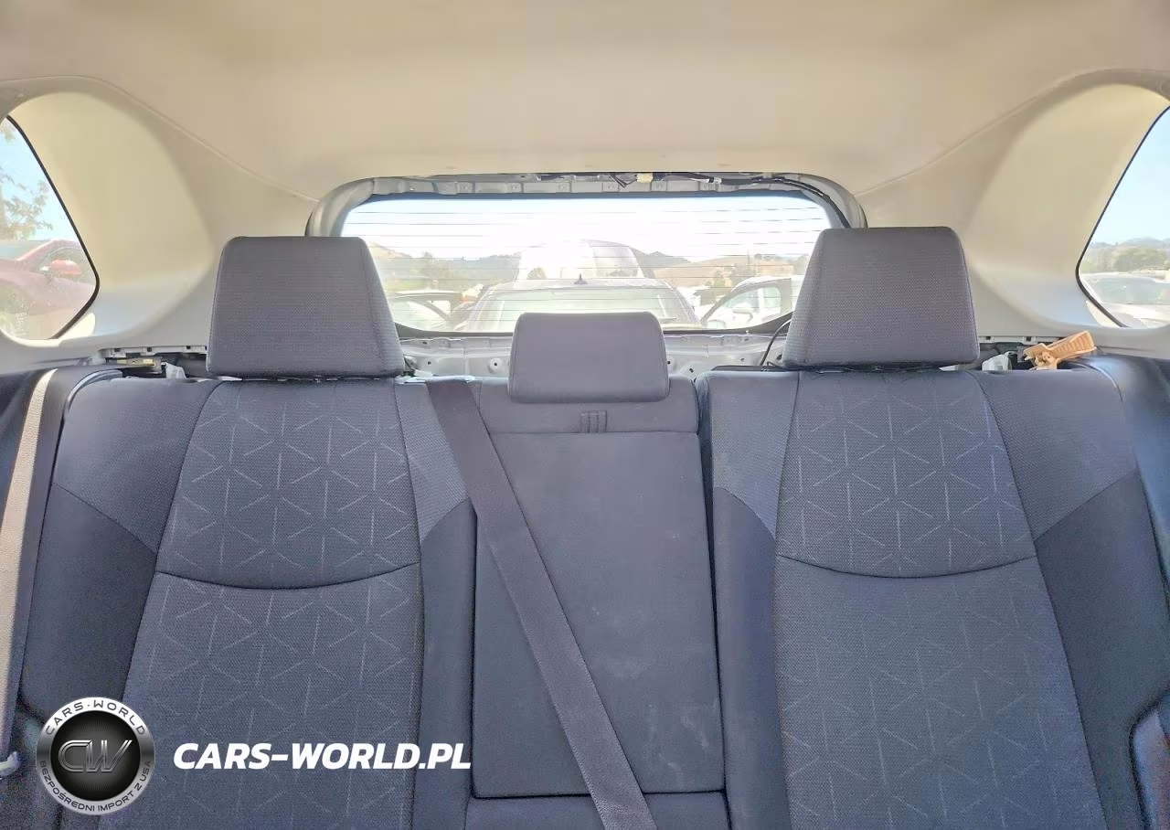 2019 Toyota Rav4 Xle VIN:JTMW1RFV3KD512152 - 10