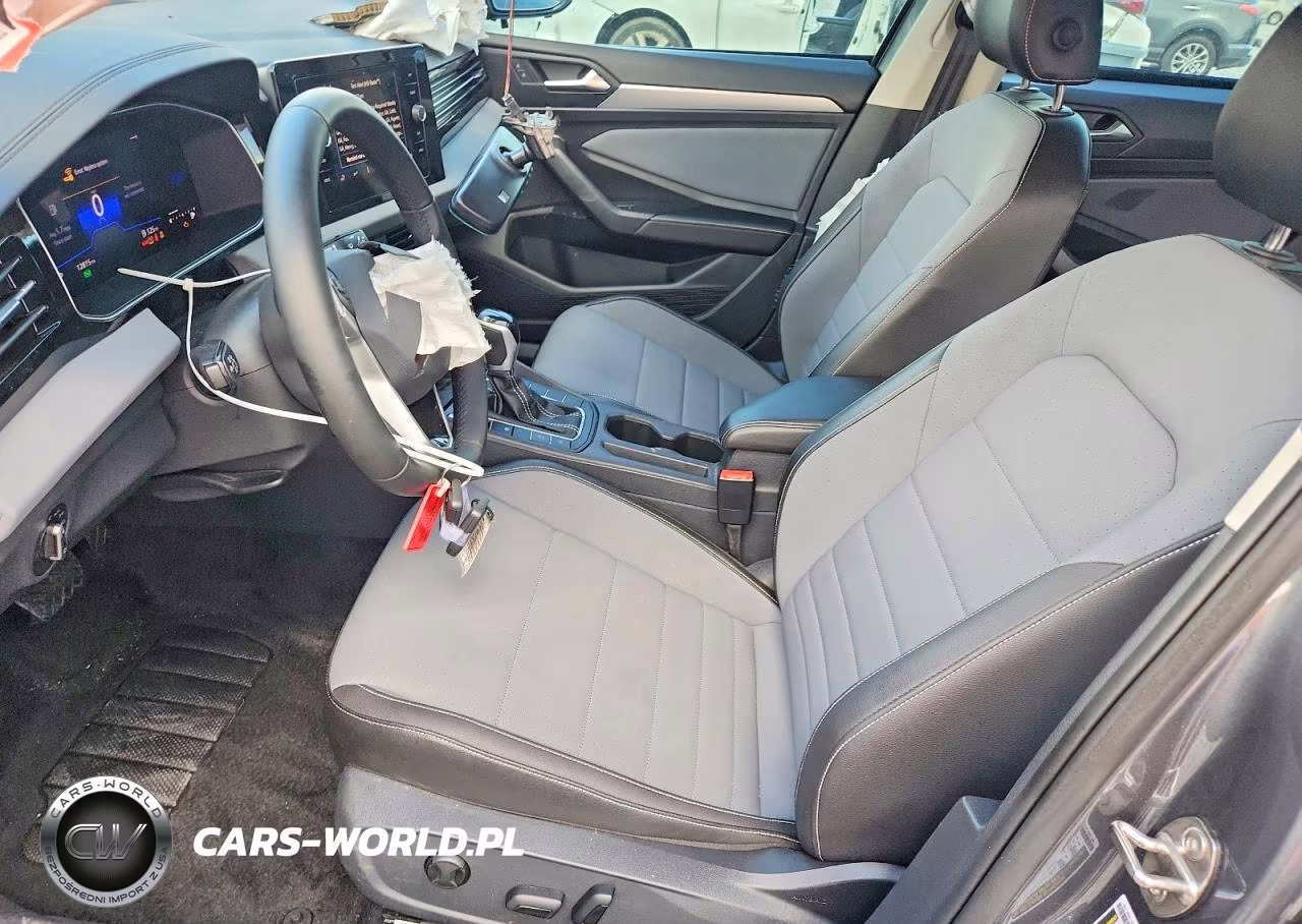 2025 Volkswagen Jetta Se VIN:3VWEX7BU4SM086856 - 7