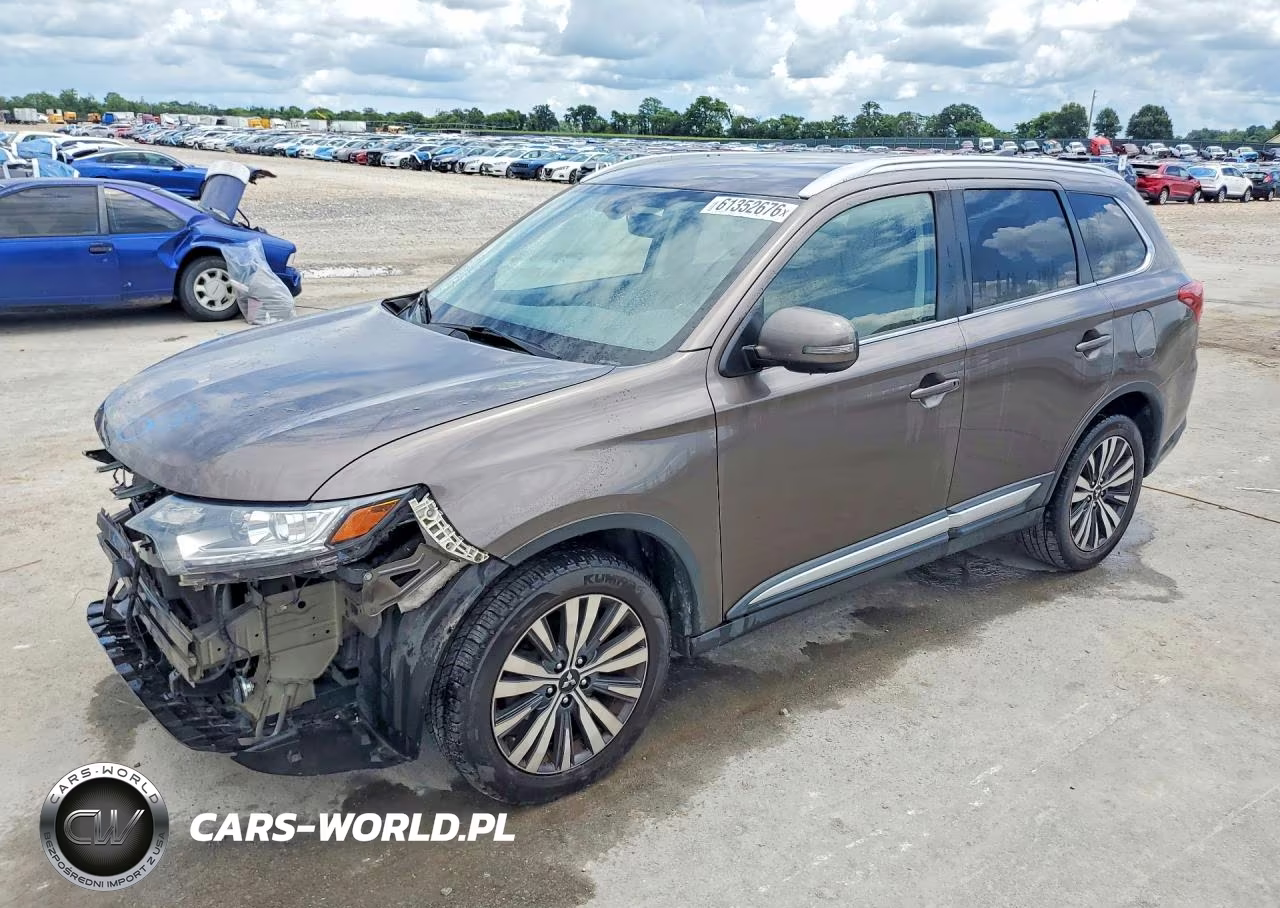 2019 Mitsubishi Outlander Se – zdjęcie 1 z 13