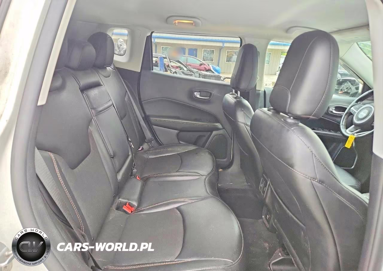 2020 Jeep Compass Latitude VIN:3C4NJDBB7LT148694 - 11