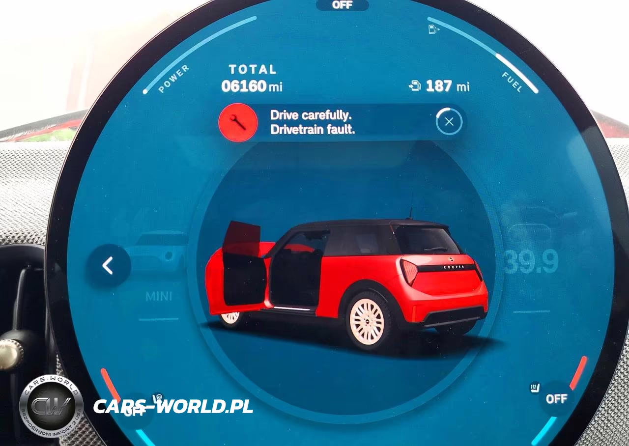 2025 Mini Cooper Base VIN:WMW13GD00S2W42463 - 9