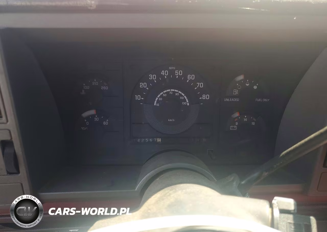 1989 Chevrolet Gmt-400 K2500 VIN:1GCGK24K9KE145771 - 9